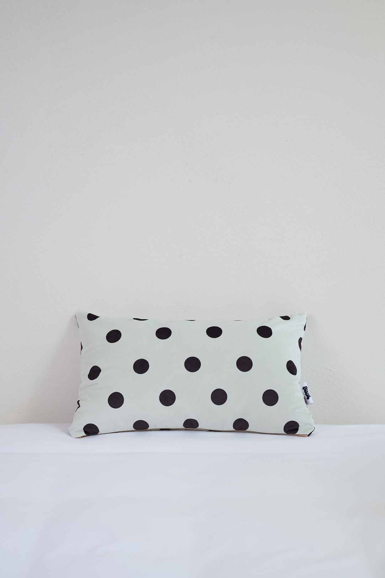 Coussin EMA petit format